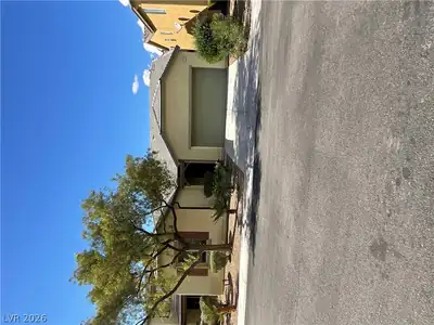 6733 Gallowgate Court, North Las Vegas, NV 89084 Garage