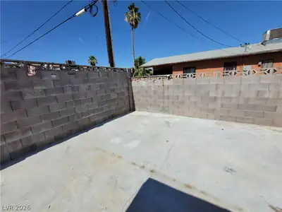 1929 Evelyn Avenue, Henderson, NV 89011 Patio