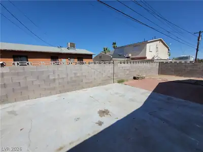 1929 Evelyn Avenue, Henderson, NV 89011 Yard