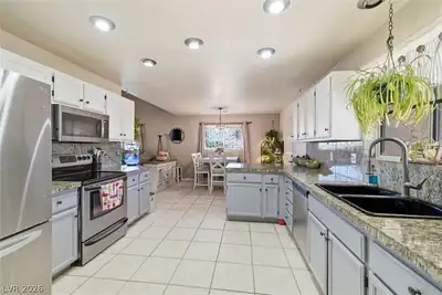 2310 South Turtle Street, Pahrump, NV 89048 Kitchen