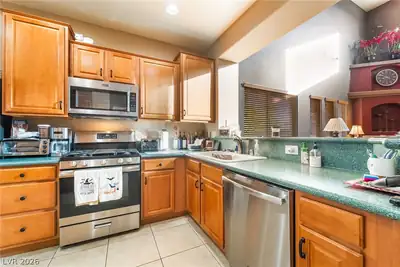 10422 Mulvaney Circle, Las Vegas, NV 89141 Kitchen