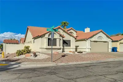 8017 Coffee Tree Court, Las Vegas, NV 89123 Front of Structure
