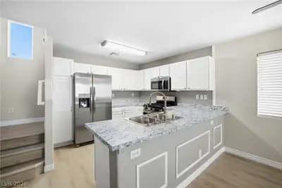562 East Candy Mint Avenue, Las Vegas, NV 89183 Kitchen