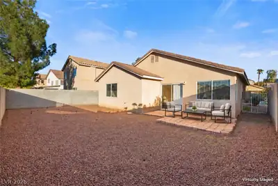 9011 Edgeworth Place, Las Vegas, NV 89123 Yard
