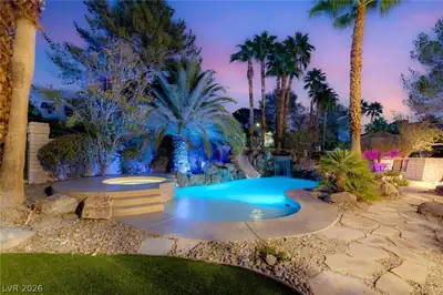 2809 High Sail Court, Las Vegas, NV 89117 