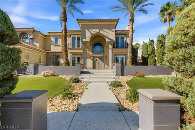 2809 High Sail Court, Las Vegas, NV 89117 