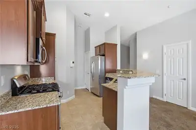6040 Towboat Street 101, North Las Vegas, NV 89031 Kitchen
