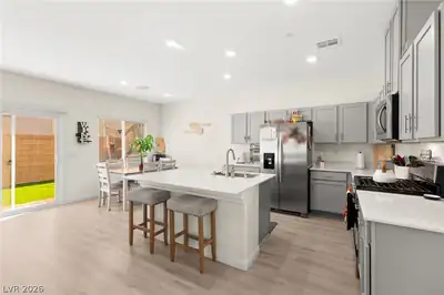 10026 Indigo Cliffs Street, Las Vegas, NV 89141 Kitchen