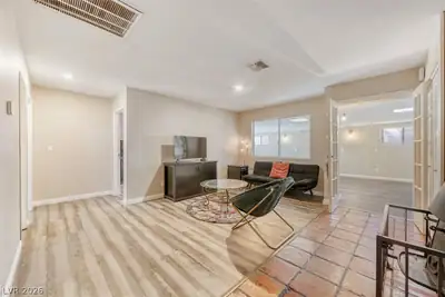 325 West Rochell Drive, Henderson, NV 89015 Living Room