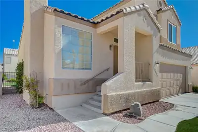 5724 Berwick Falls Lane, Las Vegas, NV 89149 Front of Structure
