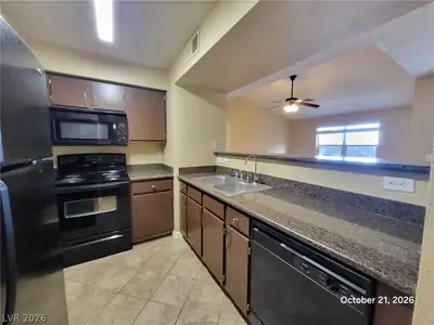 1150 North Buffalo Drive 2057, Las Vegas, NV 89128 Kitchen
