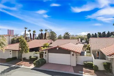 3009 Plaza De Rosa Las Vegas, NV 89102