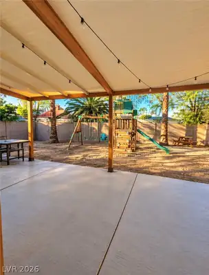 6904 Haven Hollow Avenue, Las Vegas, NV 89130 Patio