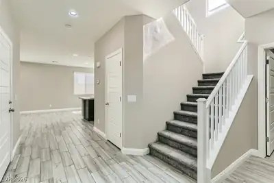 7186 Steubling Glen Street, North Las Vegas, NV 89084 Entrance Foyer