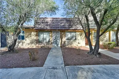 3911 Visby Lane, Las Vegas, NV 89119 Front of Structure