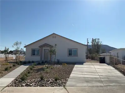 203 Tungsten Street, Henderson, NV 89015 Front of Structure