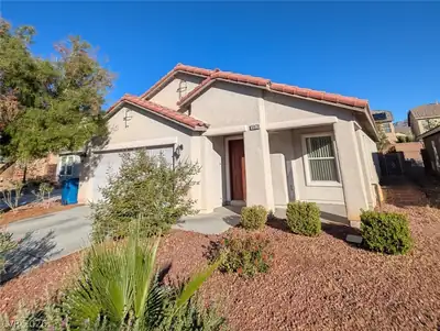 5028 RAPID RIVER Court, Las Vegas, NV 89131 Front of Structure