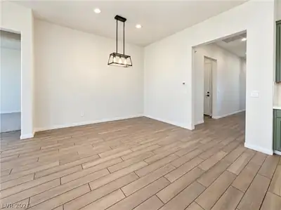 6137 Bugsy Street, North Las Vegas, NV 89081 