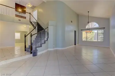 9217 Valador Avenue, Las Vegas, NV 89129 Entrance Foyer