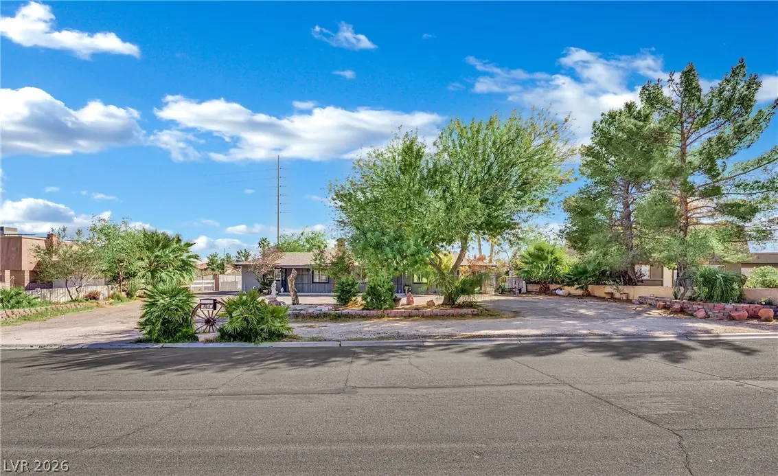 7942 Firethorn Lane, Las Vegas, NV 89123