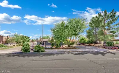 7942 Firethorn Lane, Las Vegas