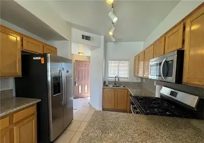 8501 West University Avenue 2074, Las Vegas, NV 89147 Kitchen
