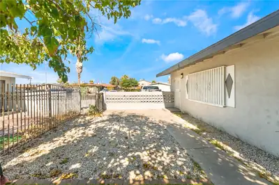 2516 Ellis Street, North Las Vegas, NV 89030 Yard