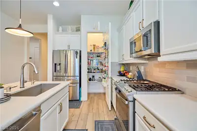 8856 Trotternish Ridge Drive, Las Vegas, NV 89166 