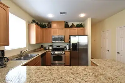 6153 Pine Banks Court, Las Vegas, NV 89141 Kitchen