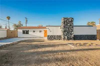 872 Count Wutzke Avenue, Las Vegas, NV 89119 