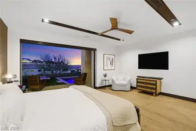 16 Canyon Shores Place, Henderson, NV 89011 Primary Bedroom