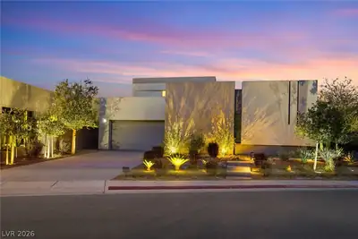 16 Canyon Shores Place, Henderson, NV 89011 Front of Structure