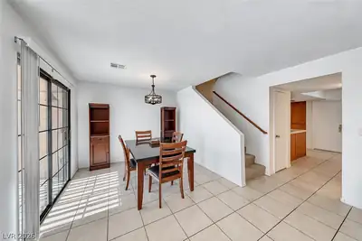 9621 Intercoastal Drive, Las Vegas, NV 89117 Dining Area