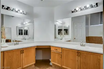 133 Westin Lane, Henderson, NV 89002 Primary Bathroom