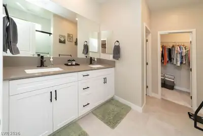 451 Royal Palms Lane, Mesquite, NV 89027 Primary Bathroom
