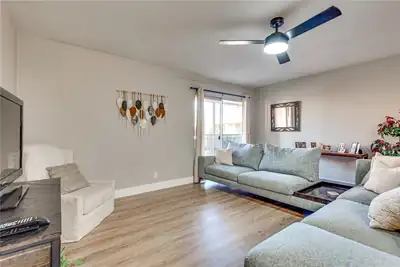 5180 Indian River Drive 353, Las Vegas, NV 89103 Living Room