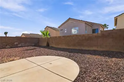 7873 Blue Brook Drive, Las Vegas, NV 89147 Yard