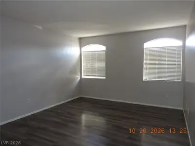75 North Valle Verde Drive 411, Henderson, NV 89074 Living Room