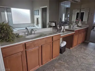 4347 La Romita Street, Pahrump, NV 89061 Primary Bathroom