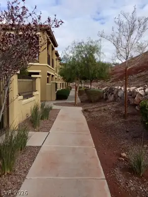 1525 Spiced Wine Avenue 12102, Henderson, NV 89074 