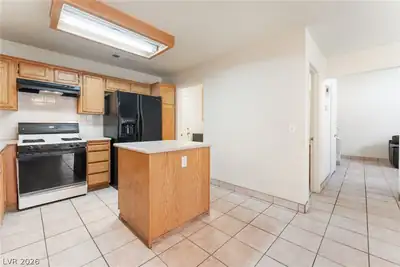 1628 Leaning Pine Way, Las Vegas, NV 89128 Kitchen