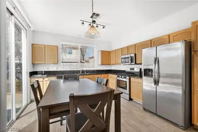 261 Ventana Heights Street, Henderson, NV 89074 Kitchen