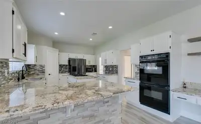 152 Tyler Court, Henderson, NV 89074 Kitchen