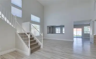 152 Tyler Court, Henderson, NV 89074 Living Room