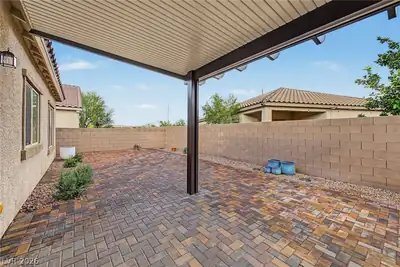 324 Zenith Crest Street, Henderson, NV 89015 Patio